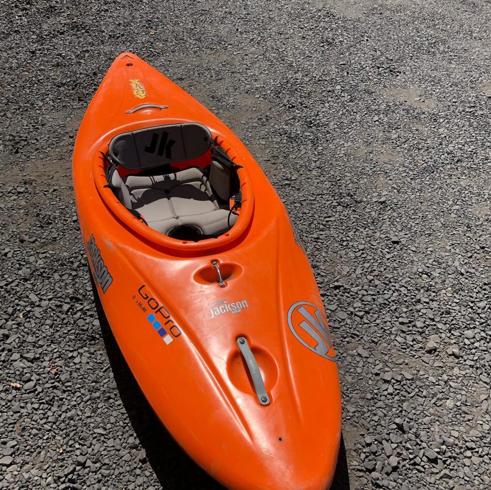 medium-vs-large-reflecting-on-the-antix-1-0-jackson-kayak